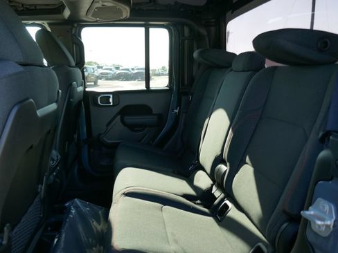 New 2026 Jeep Gladiator Mojave AWD/4WD image 16