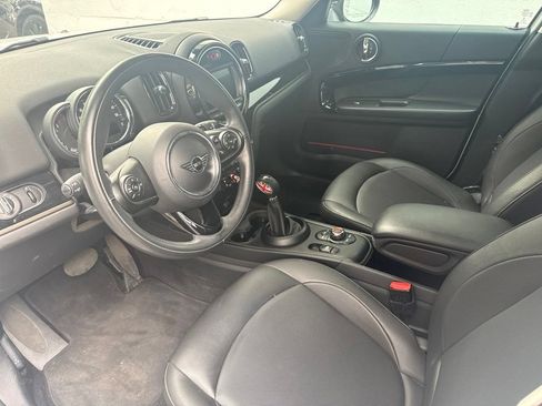 Used 2019 MINI Cooper Countryman FWD image 3