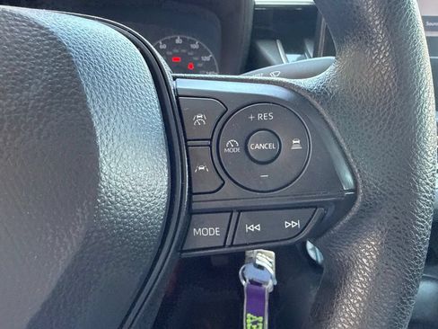 Used 2024 Toyota Corolla LE FWD image 21