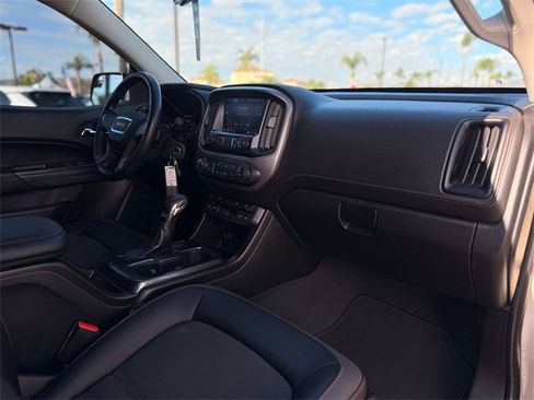 Used 2022 GMC Canyon AT4 w/ Trailering Package image 20