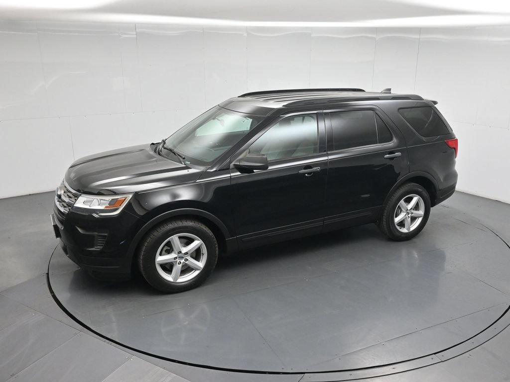 Certified 2018 Ford Explorer FWD image 42