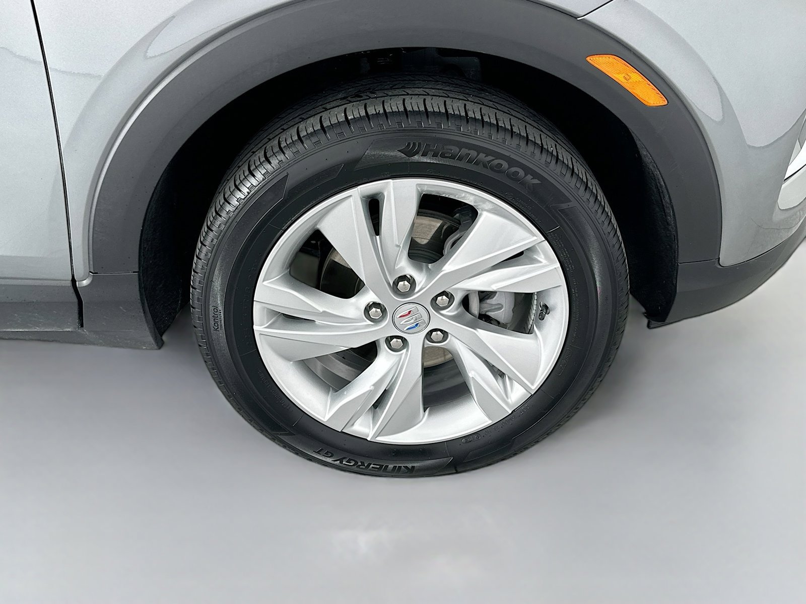 Used 2025 Buick Encore GX Preferred AWD/4WD image 33