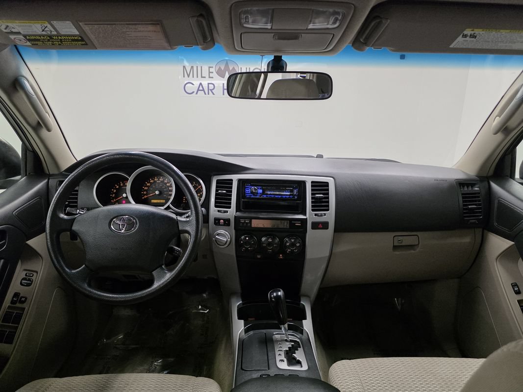 Used 2006 Toyota 4Runner SR5 AWD/4WD image 16