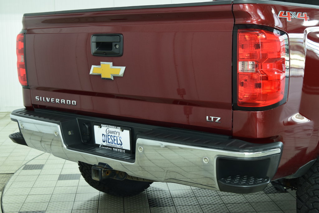 Used 2015 Chevrolet Silverado 1500 LTZ w/ LTZ Plus Package AWD/4WD image 19