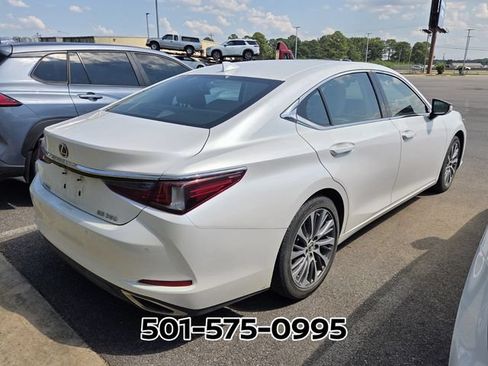 Used 2021 Lexus ES 350 w/ Premium Package FWD image 4