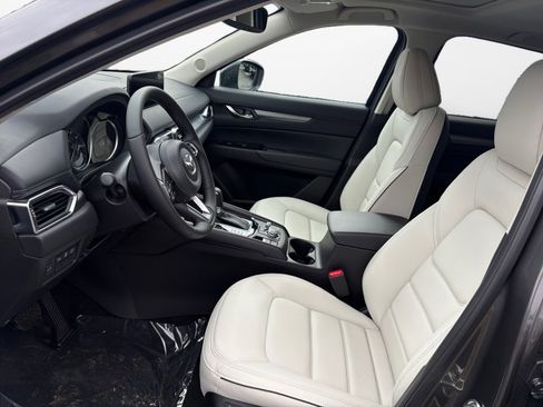 New 2025 MAZDA CX-5 AWD 2.5 S w/ Preferred Package image 9