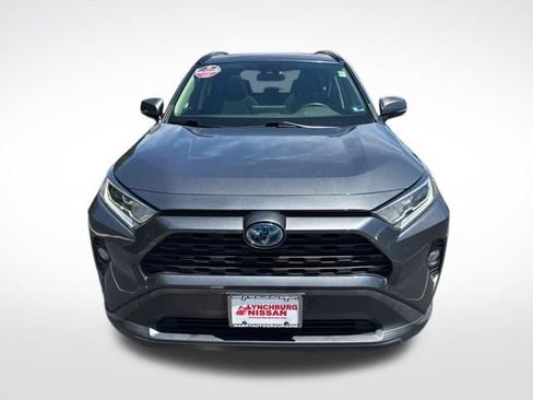 Used 2021 Toyota RAV4 XLE w/ Convenience Package AWD/4WD image 2