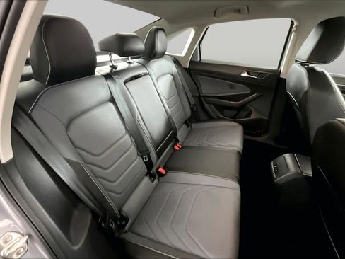 Used 2026 Volkswagen Jetta SEL FWD image 19