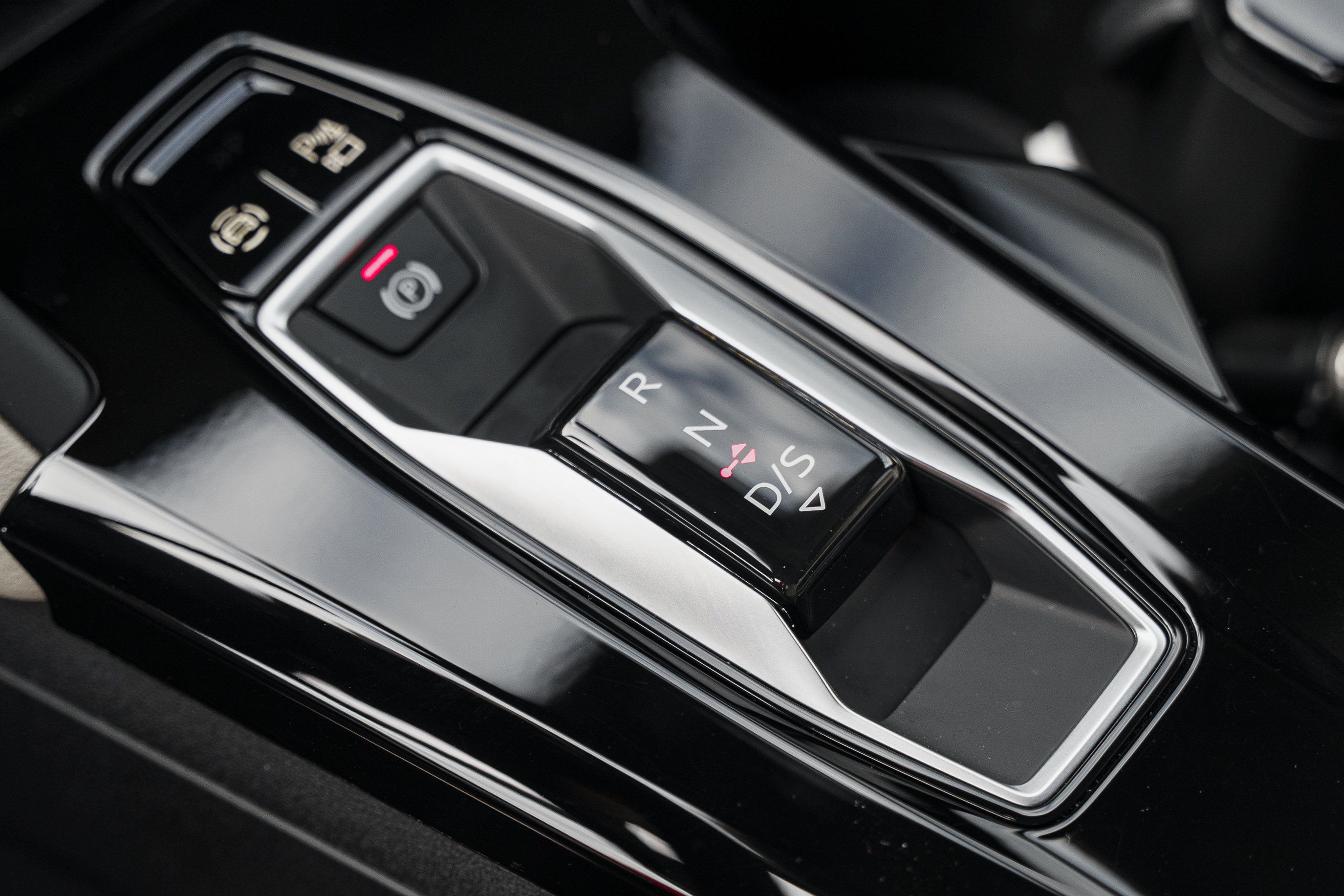 Certified 2026 Audi Q5 Premium w/ Convenience Package AWD/4WD image 9