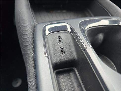 New 2026 Chevrolet Equinox EV RS image 34