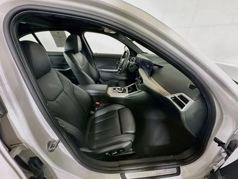 Used 2025 BMW 330i Sedan RWD image 33