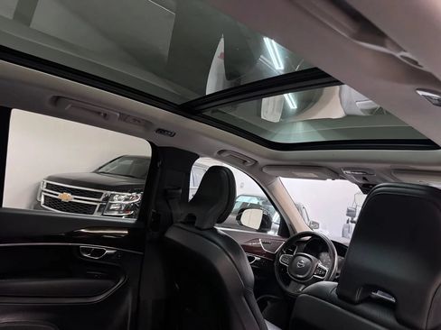 Used 2019 Volvo XC90 T6 Momentum w/ Advanced Package AWD/4WD image 20