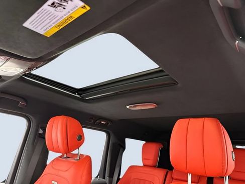 Used 2025 Mercedes-Benz G 63 AMG 4MATIC image 30
