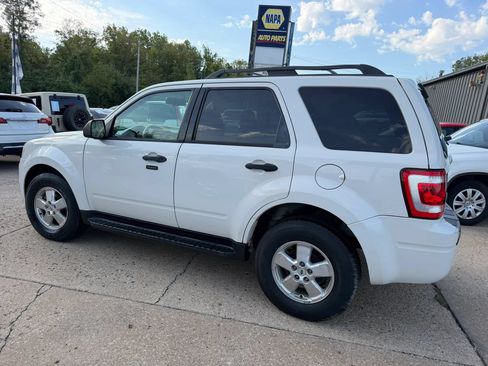 Used 2010 Ford Escape XLT FWD image 7