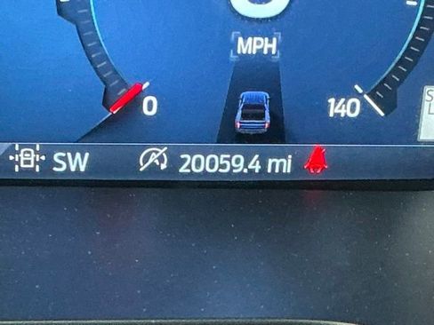 Used 2025 Ford F150 Raptor AWD/4WD image 32