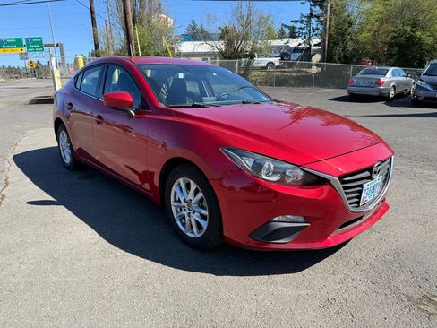 Used 2016 MAZDA MAZDA3 i Sport w/ Preferred Equipment Package image 5