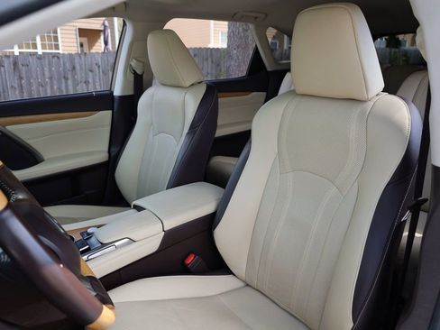 Used 2019 Lexus RX 450hL Luxury image 18