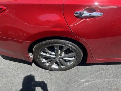 Used 2018 Nissan Altima 2.5 SR w/ SR Special Edition FWD image 16