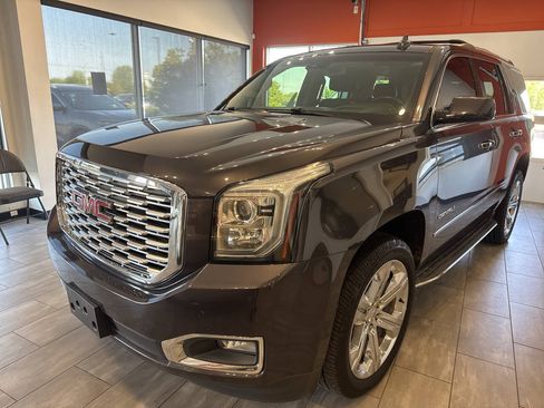 Used 2018 GMC Yukon Denali w/ Open Road Package AWD/4WD image 7