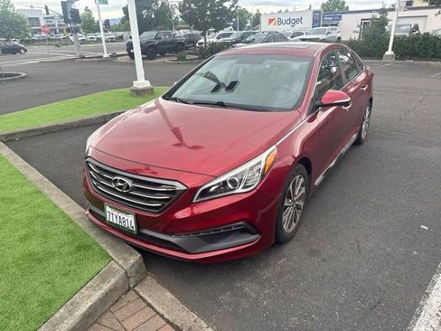 Used 2016 Hyundai Sonata Sport w/ Option Group 1V FWD image 13