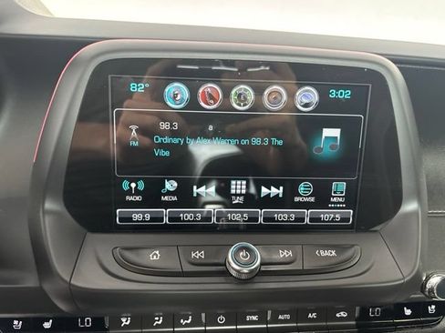 Used 2018 Chevrolet Camaro SS RWD image 5