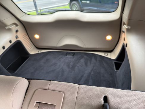 Used 2019 Jeep Grand Cherokee Laredo RWD image 23