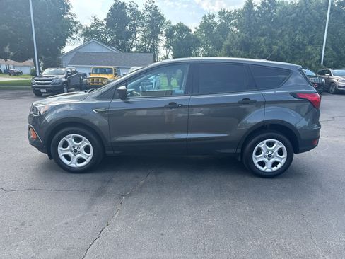 Used 2019 Ford Escape S FWD image 6