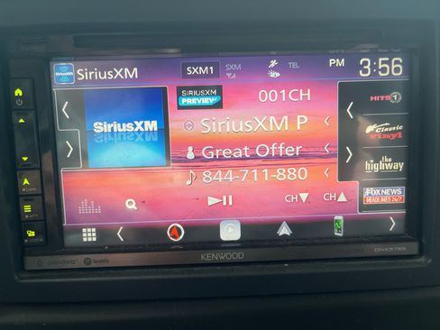 Used 2011 Chevrolet Express 1500 image 14