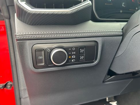 Used 2025 Ford Mustang GT Premium RWD image 22