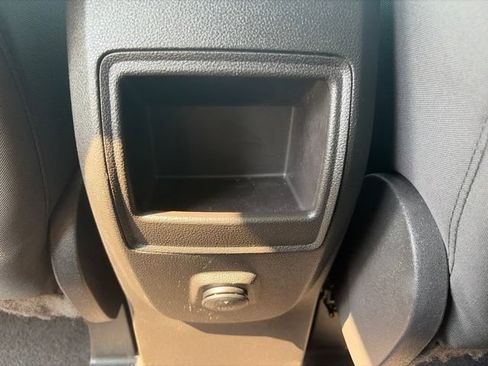 Used 2015 Ford Escape SE FWD image 15