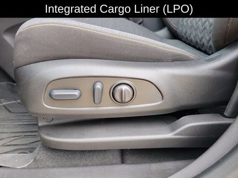 Used 2024 Chevrolet Equinox LT w/ LPO, Floor Liner Package FWD image 9