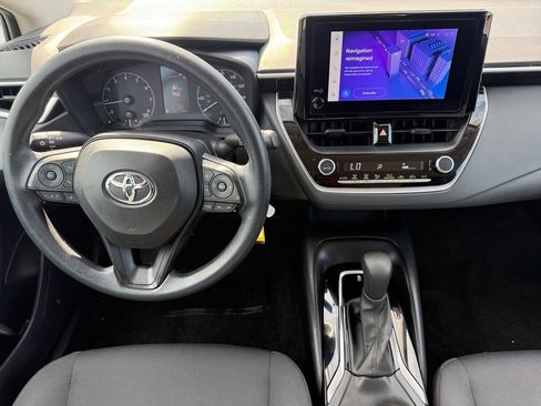 Used 2024 Toyota Corolla LE FWD image 10