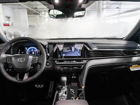 New 2026 Toyota Camry SE FWD image 15