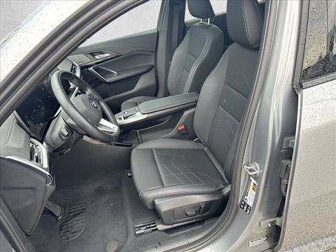 Used 2026 BMW X2 xDrive28i AWD/4WD image 12