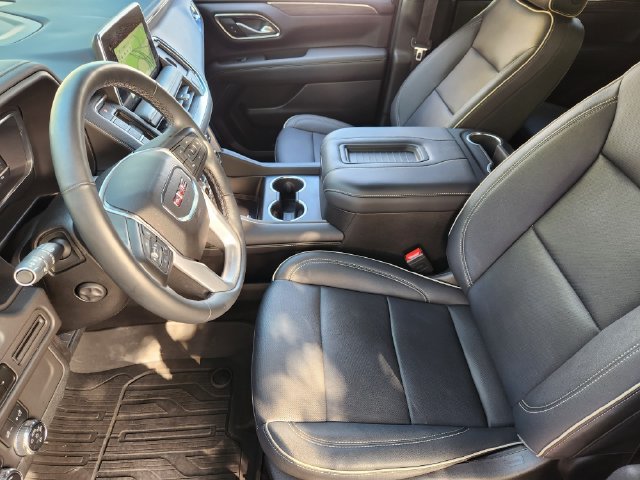Used 2023 GMC Yukon SLT w/ SLT Premium Package AWD/4WD image 13
