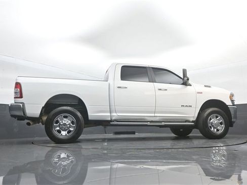Used 2021 RAM 2500 Big Horn image 33