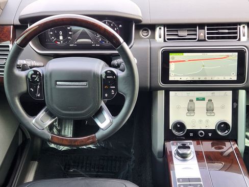 Used 2020 Land Rover Range Rover HSE image 26