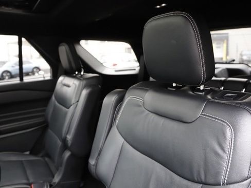 Used 2021 Ford Explorer ST w/ Equipment Group 401A image 18