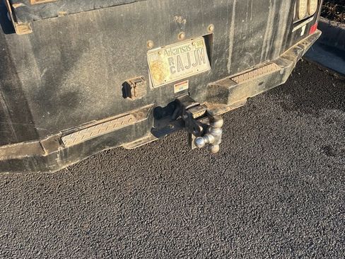 Used 2024 Chevrolet Silverado 3500 LT w/ Convenience Package image 6