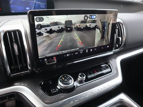 New 2025 Ford Expedition Platinum w/ Stealth Performance Package image 6