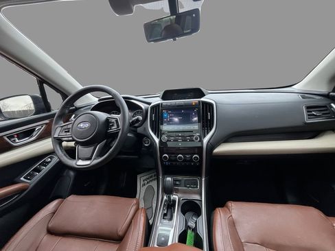 Used 2019 Subaru Ascent Touring w/ Popular Package #3 image 9