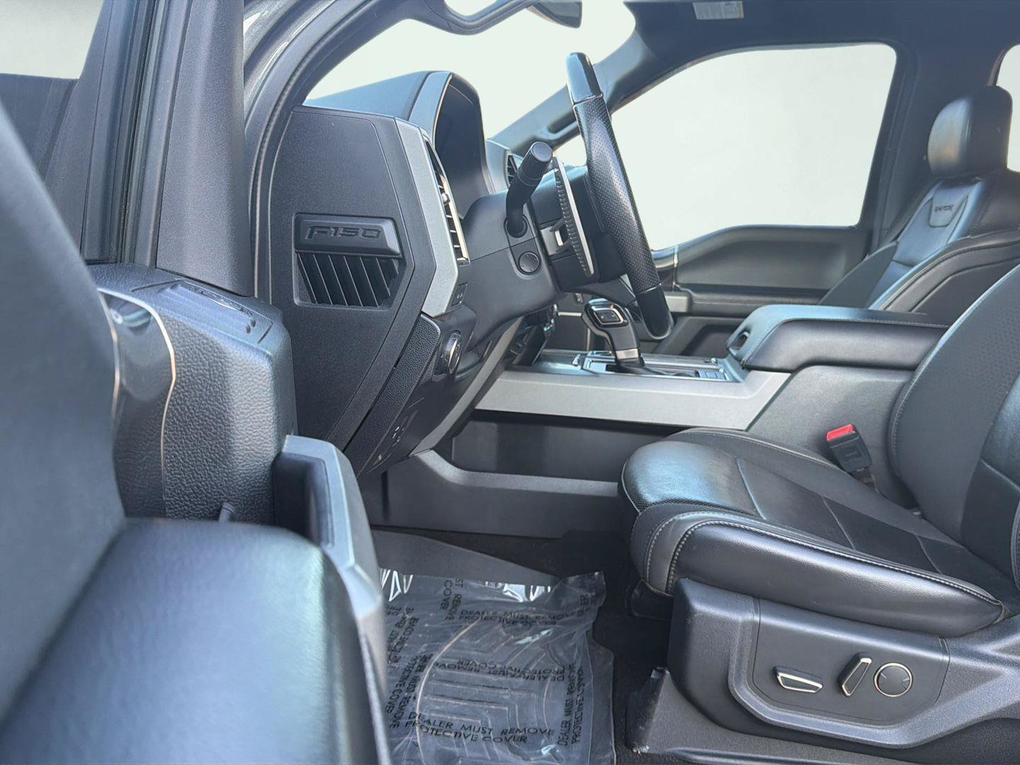 Used 2019 Ford F150 Raptor w/ Equipment Group 802A Luxury AWD/4WD image 2