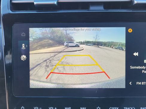 Used 2023 Hyundai Santa Cruz SEL Premium w/ Cargo Package image 11