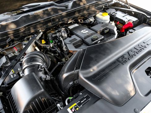 Used 2019 RAM 3500 Limited image 46