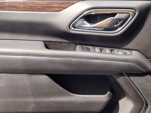 Used 2021 Chevrolet Tahoe High Country AWD/4WD image 22