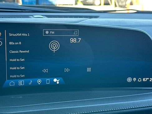 Used 2024 Cadillac XT4 Premium Luxury image 25