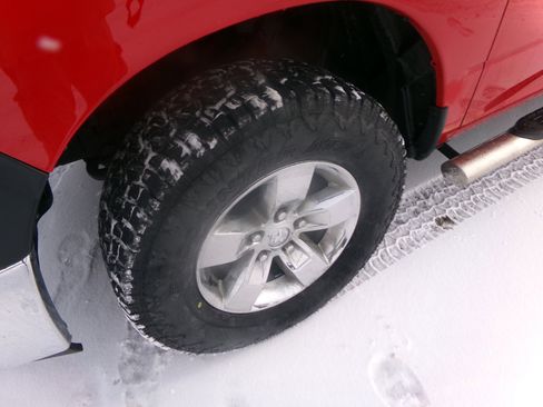 Used 2018 RAM 1500 Tradesman w/ Popular Equipment Group image 38