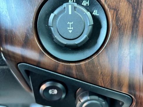 Used 2016 Ford F350 Lariat w/ Lariat Ultimate Package AWD/4WD image 26