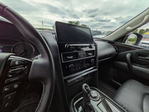Used 2024 INFINITI QX80 Luxe AWD/4WD image 13