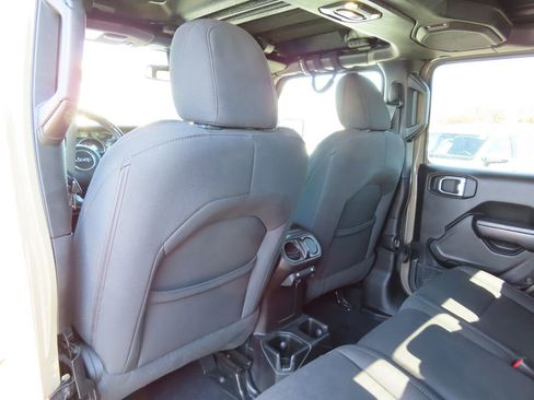 Used 2020 Jeep Gladiator Sport w/ Quick Order Package 24S AWD/4WD image 21